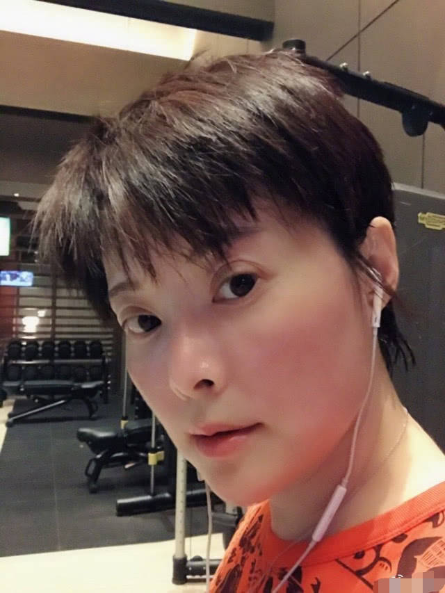 袁立剪短发暗示与华谊大战胜利,范伟也牵入到新的幕后游戏中?