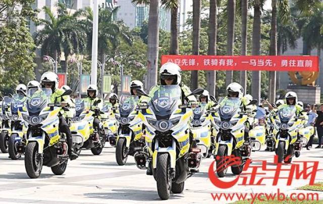 东莞千二铁骑正式上岗 融合多个警种职能
