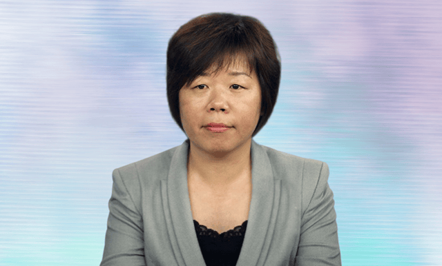 从富士康打工妹变成上市公司老板,身家100多亿