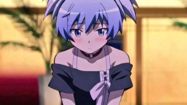 暗杀教室---潮田渚 《暗杀教室》的男主角,3年e班的学生之一,很像女孩