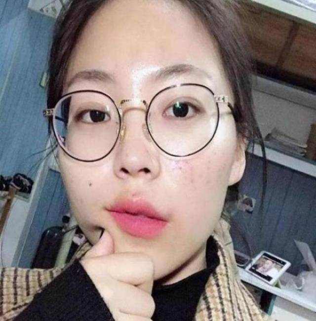 女人化妆前后差距有多大, 网友: 化妆女神, 卸妆不敢见人