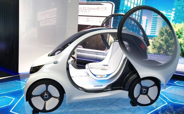 传统车企奔驰玩起新科技 造车新势力都得靠边站