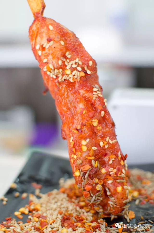 鱼肠就是炸货界经久不衰的传奇,再撸个几十年都不会腻!就是经典!