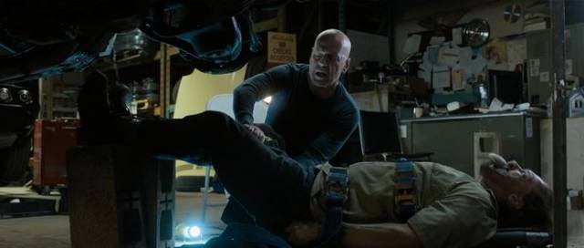 这部高潮迭起B级片,18岁以下禁看