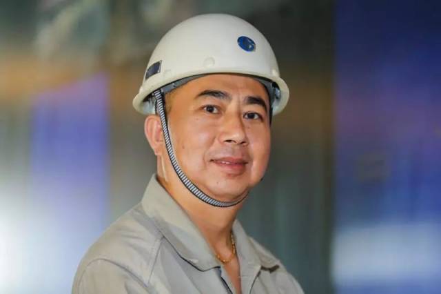 能环部付巍是电力调度作业区的负责人.