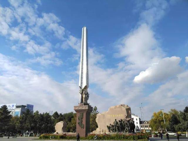 从此没有人和我去军垦文化广场