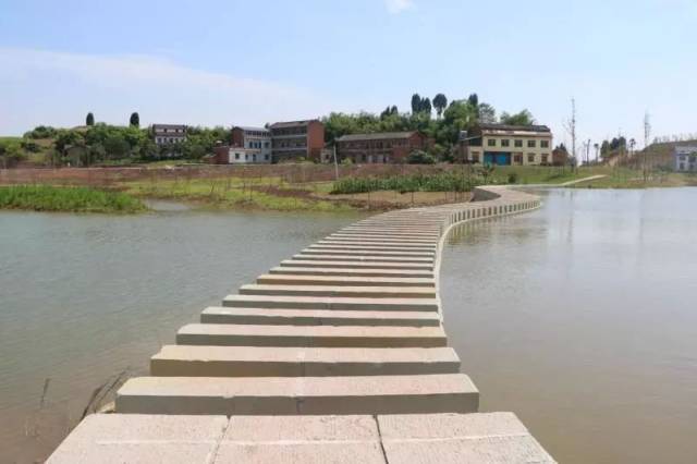 热切期盼,威远这个大型乡村旅游项目快要建成啦!