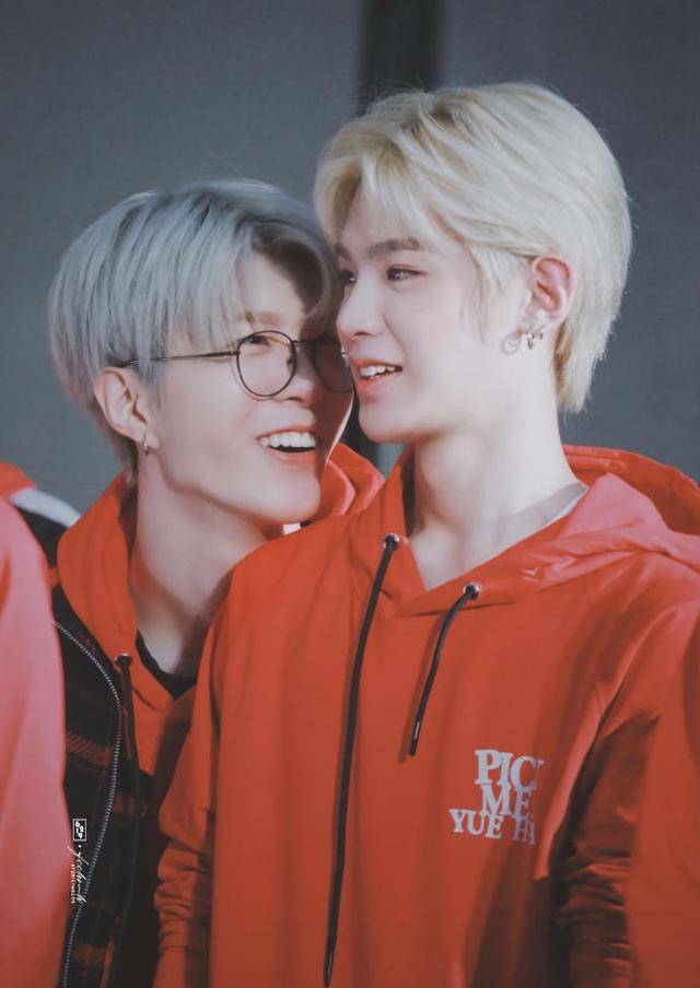 范丞丞和黄明昊关系到底有多好?看完心都软了!