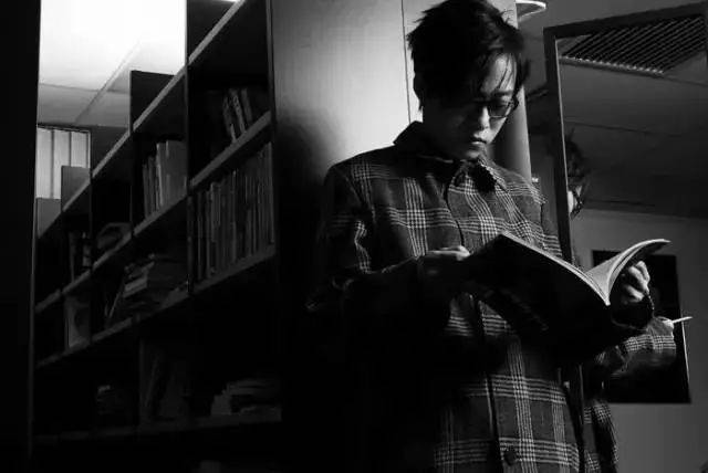 世界华人周刊(id:wcweekly)作者:荠麦青青《林夕字传》里林若宁有如此