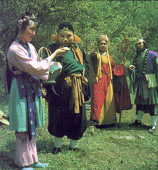 西游记珍贵剧照:这是最恐怖一集,六小龄童演的孙悟空三打白骨精
