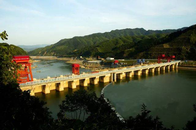 洪江水电厂 】