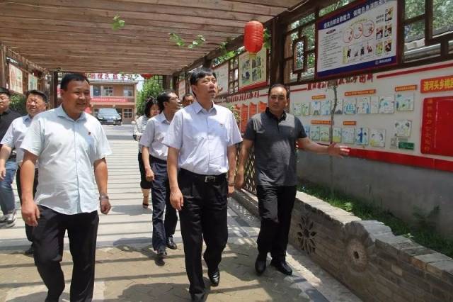 市领导黄亚雄到濮阳县 调研指导脱贫攻坚及廉洁乡村建设工作