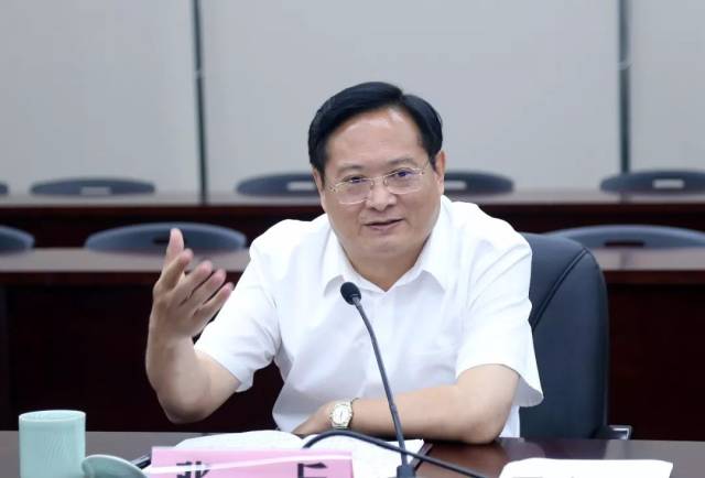 张兵昨主持召开"八八战略"再深化,扬长补短促赶超座谈会_手机搜狐网