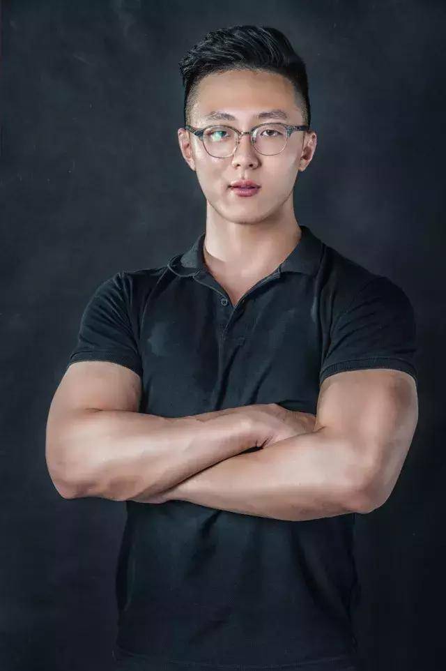 宁波网红健身教练 | 廉价才被哄抢,这位小辣椒美到无人敢追