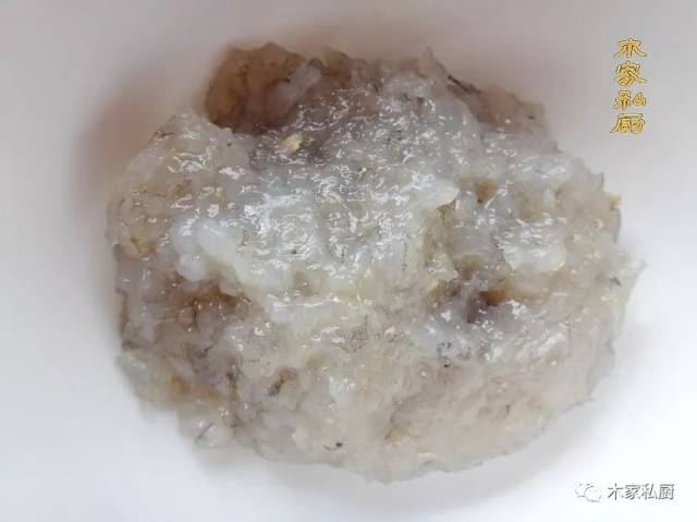 百合酿虾胶,脆与嫩的碰撞