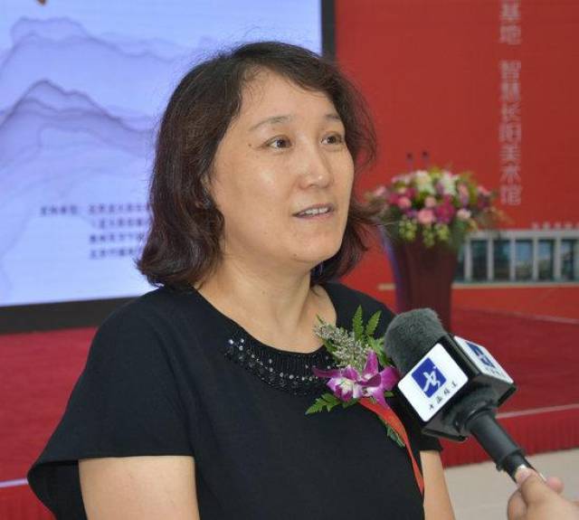 长阳镇副镇长 刘文静
