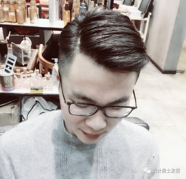 今年男发流行"一边倒"