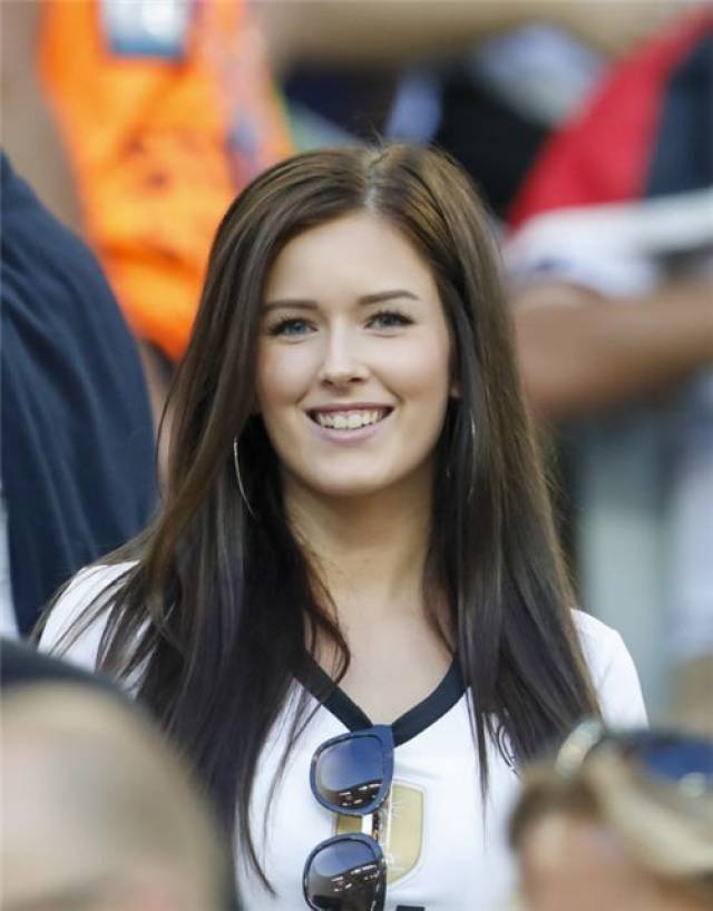 勒夫的禁欲令失败 德国太太团为何让他"望而生畏"