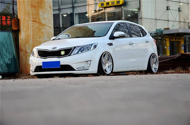 起亚k2改装accuair气囊减震难以被复刻的经典