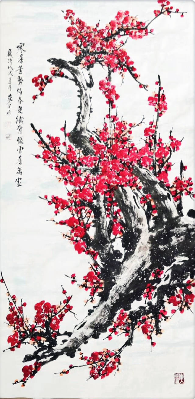 2016年作品《舞月》入选山东美协新作展,2017年9月,梅花作品《梅绽香