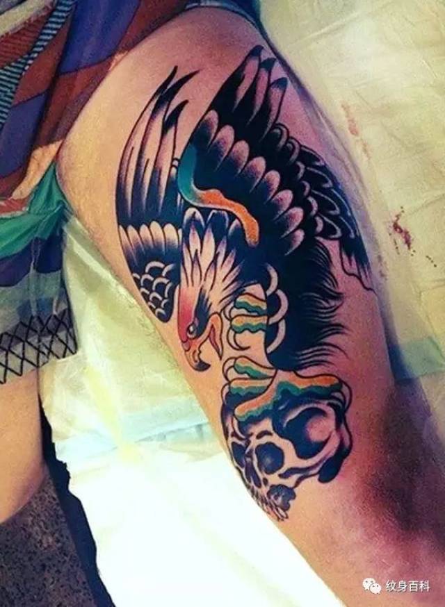 充满力量的雄鹰纹身