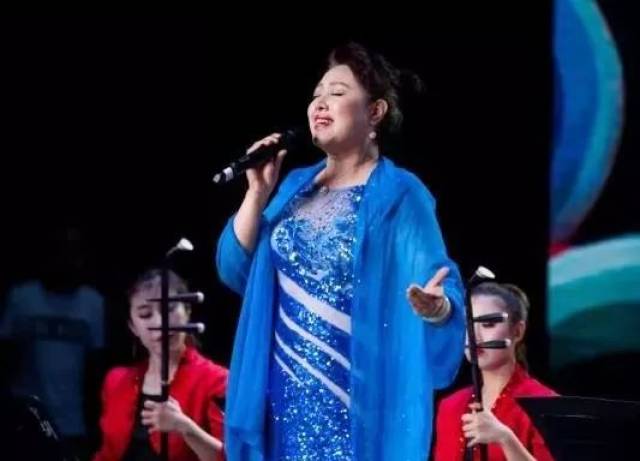 高雅艺术进校园——中央民族乐团《国风绕梁》音乐会走进山西高校