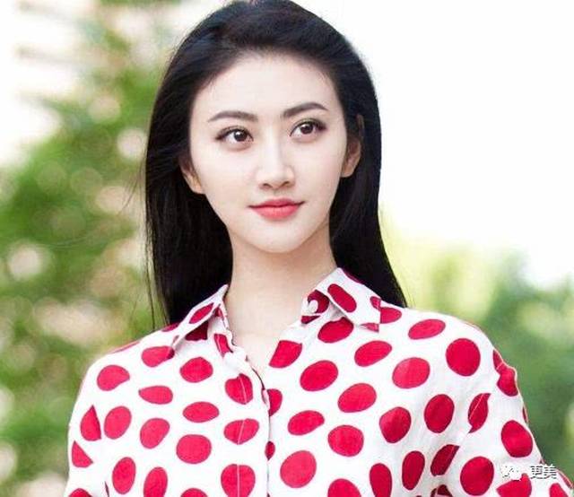 景甜的金主爸爸为啥改捧这位二线女星?