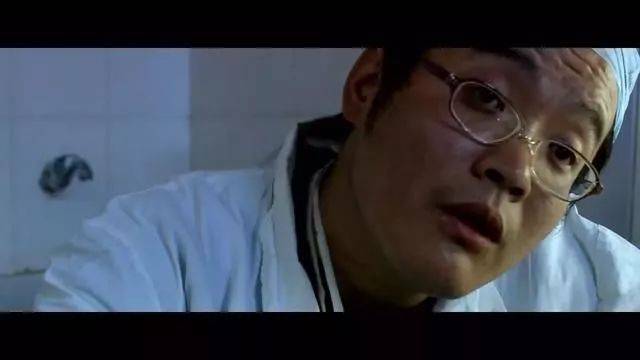 电影《疯狂的赛车》中,饰演一个出租车司机,载着毒贩的那个.