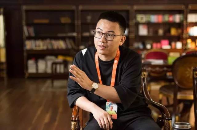 我们为什么这么关注御泥坊和戴跃锋?
