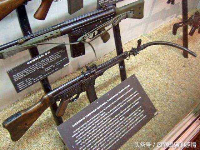 納粹德軍的stg44也拐彎 美軍m3衝鋒槍拐彎的槍管好醜!