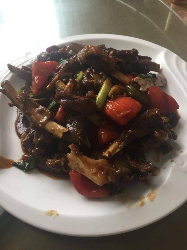 第一次吃马肉,吃到停不下来,居然这么好吃
