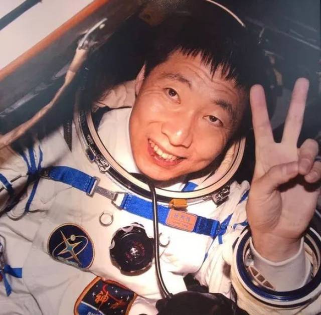 杨利伟53岁生日快乐:回顾一些惊险灵异的"太空往事"