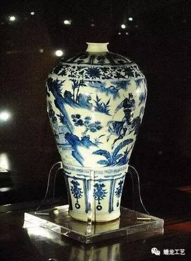 中国古美術✦青花釉裏紅捏花蕭何月下で韓信を追う梅瓶✦文房具・純