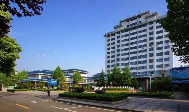 为纪念人民科学家钱学森诞辰100周年