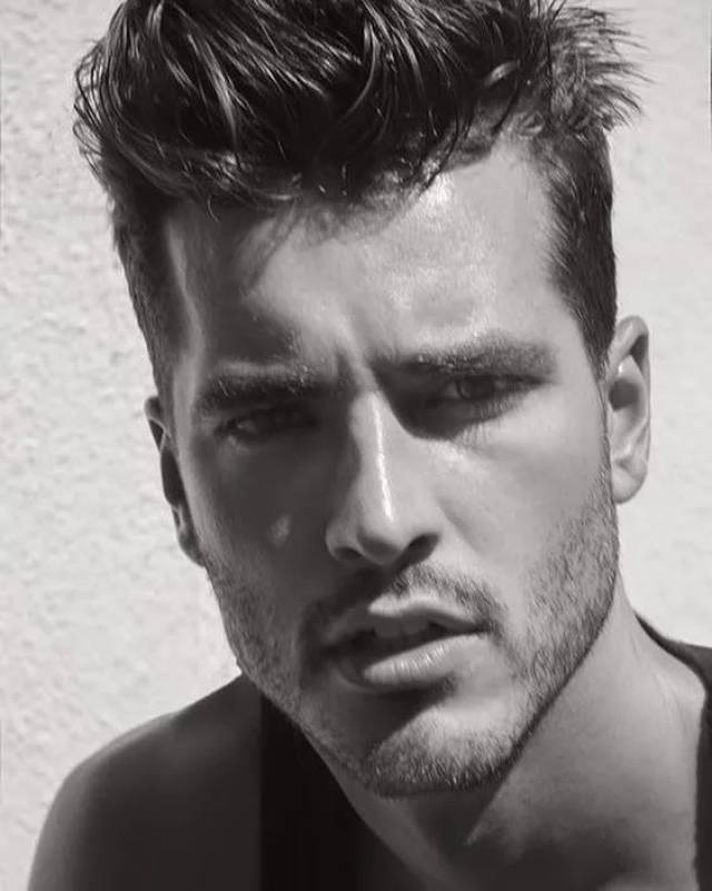 杂志圈大红的滑板男孩 andrew biernat,我为他写了首歌!