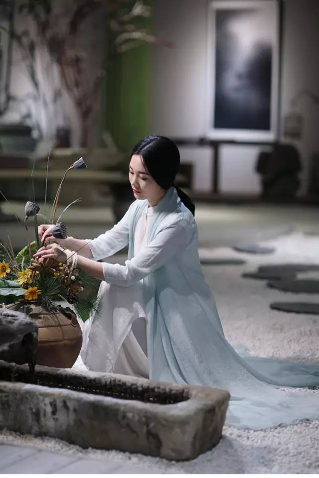 喝茶的女人有多美?妥妥迷倒你!