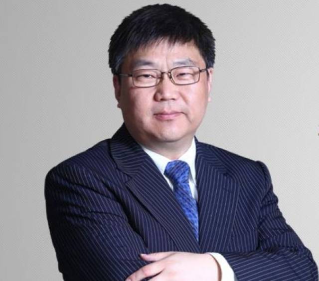 实施外科手术的专家 和帮助斑点宝宝的盛诺一家董事长 聊一聊小佑康