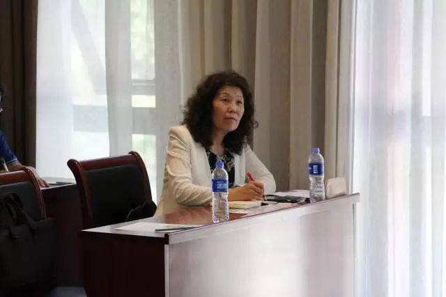 理论培训部分由宋杨教授从定向运动基础知识,定向运动的起源与发展