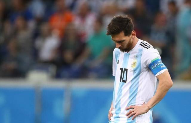 魔笛为梅西吹奏伤心的生日歌,球王全场仅一射