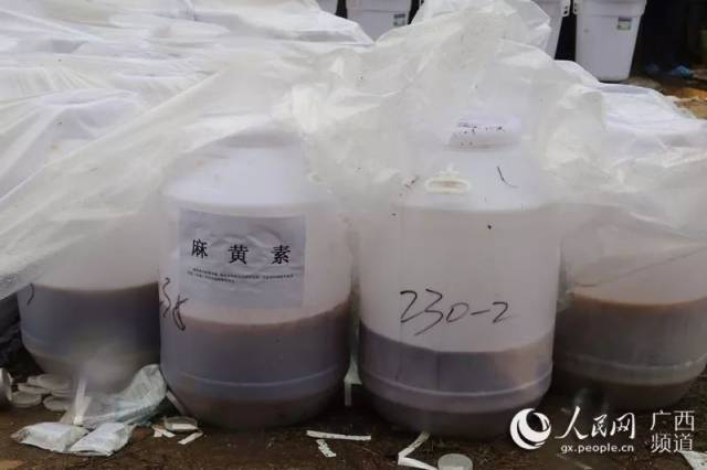 金某夫妇又向福建人涂某购买25千克麻黄素用于制造冰毒,继续通过网络