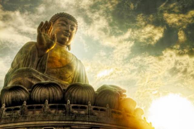 孙悟空大闹天宫，玉皇大帝为何不生气？如来佛一句话说出真相！_搜狐网