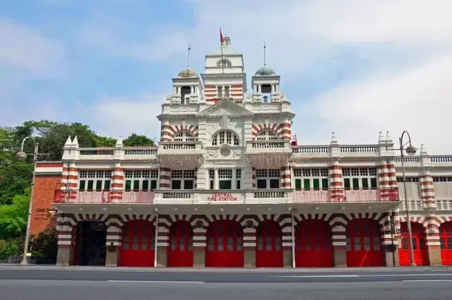 任何钉子 目前天福宫已被列为新加坡国家古迹由新加坡福建会馆管理 ④
