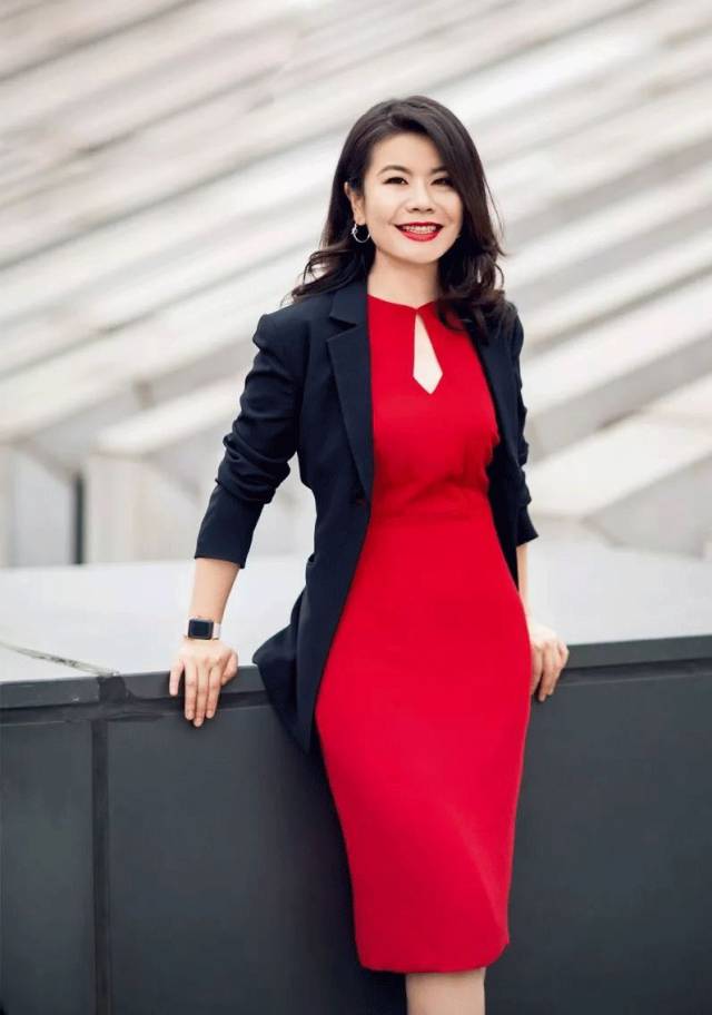 投的3亿美元融资当天,小红书创始人瞿芳和ceo毛文超在一封内部信中说