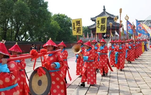 【亿中俱乐部】沈阳亿中俱乐部与辽宁省老年摄影家学