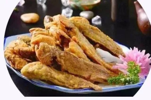 和坚毅和德国人非常像 却也不失浪漫和温柔 商南美食自成一派 锅溜子