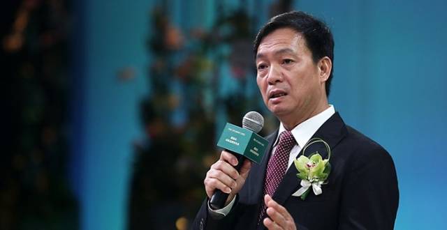 致力于教育,救灾以及社会等方面的公益慈善,陈卓林26年共捐出了15亿元