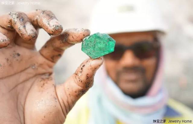 宝石矿没见过吧?我到非洲看过了!