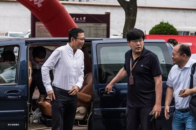 吴晓波东财之行独家趣闻