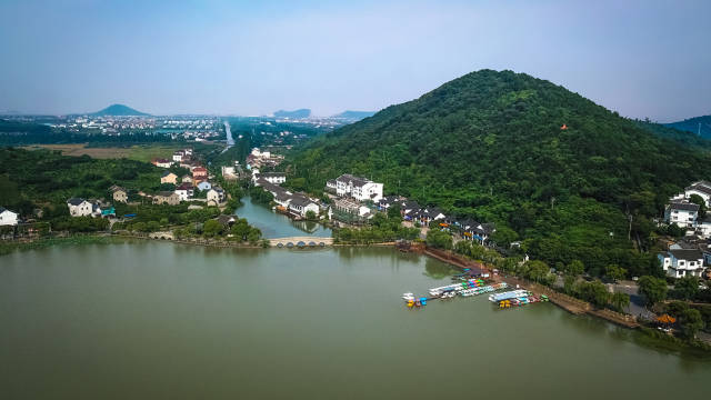 杭州西湖,嘉興南湖,紹興東湖,寧波東錢湖--浙江四大名湖均在浙北