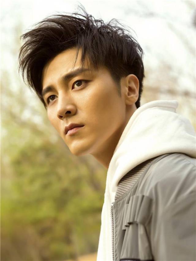 近期于浙江卫视热播的《走火》中,单思涵饰演的"高华"为观众所熟知